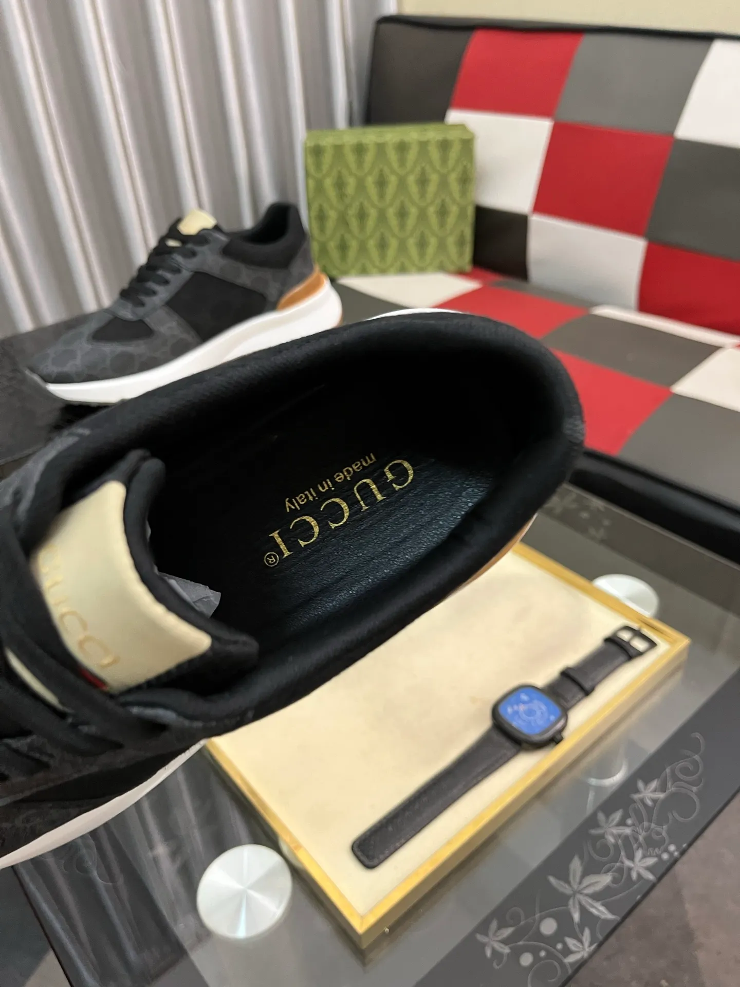 Men's shoes 💰438⌚️⌚️Gucci •Gucci original quality.~ Unique modern style sneakers. 🏃A must-have casual shoe for trendy men😍😍 Original brand imported from Italy, imported original leather, sheep lining (refuses to discolor and grind feet) Sole: Original sole provided by the original factory, French lazy style design ⚠️Fit to the feet, original quality, super comfortable original sole. Just like shooting the real thing 🎬The real thing is better, code number: 38-443️⃣colors available